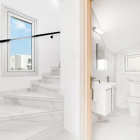 Villa Seabreeze Chloe By Ezoria *