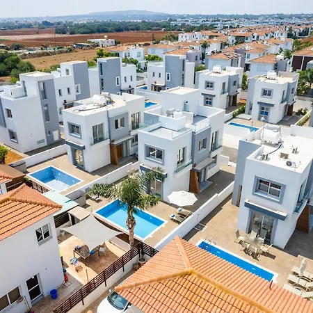 Seabreeze Chloe By Ezoria