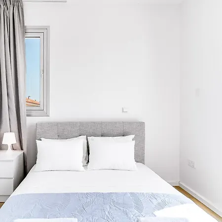 Seabreeze Chloe By Ezoria Villa