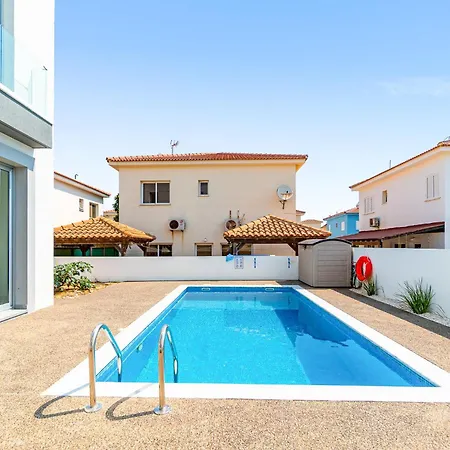 Villa Seabreeze Chloe By Ezoria *