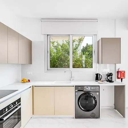 Seabreeze Chloe By Ezoria Villa