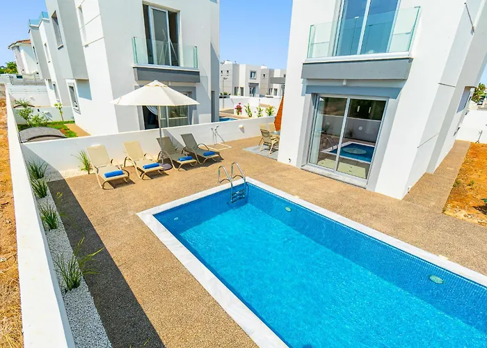 别墅 Seabreeze Chloe By Ezoria 普罗塔拉斯